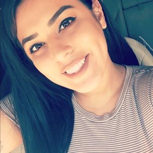 Meet your Posher, Araceli